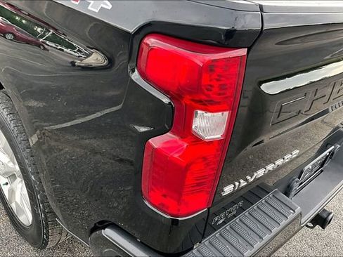 Used 2023 Chevrolet Silverado 1500 Custom AWD/4WD image 24