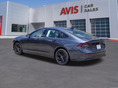 Used 2025 Honda Accord SE image 9