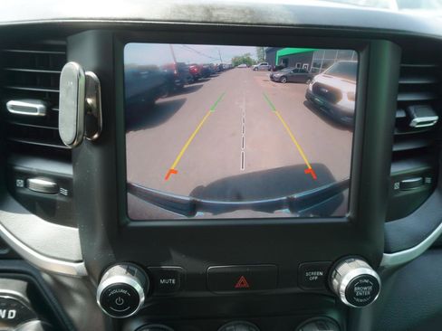 Used 2020 RAM 1500 Big Horn AWD/4WD image 19