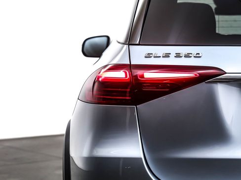 Certified 2025 Mercedes-Benz GLE 350 4MATIC image 15