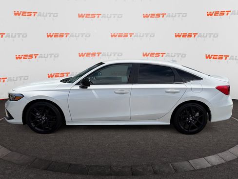 Used 2024 Honda Civic Sport image 2