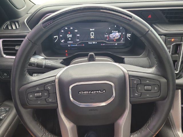 Used 2024 GMC Yukon Denali w/ Denali Reserve Package AWD/4WD image 35