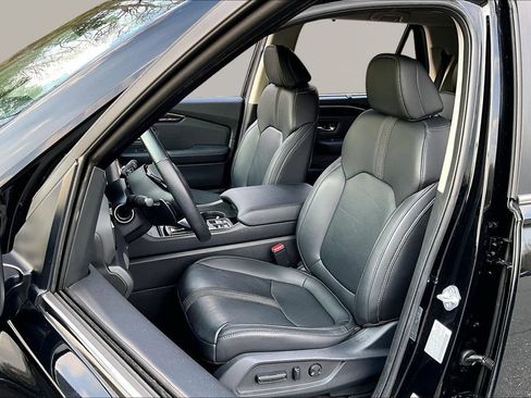 Used 2023 Honda Pilot EX-L image 17