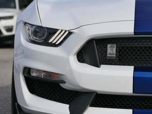 Used 2018 Ford Mustang Shelby GT350 w/ Electronics Package image 8