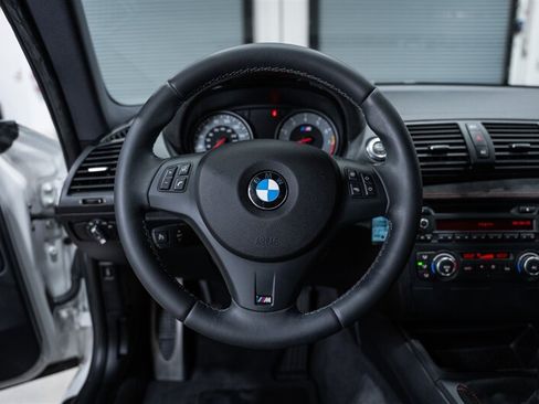 Used 2011 BMW 1 Series M RWD image 19