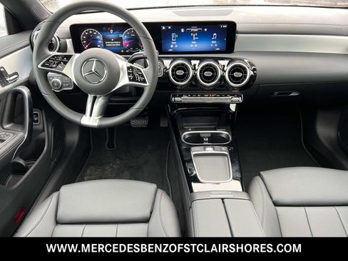Used 2025 Mercedes-Benz CLA 250 4MATIC image 14