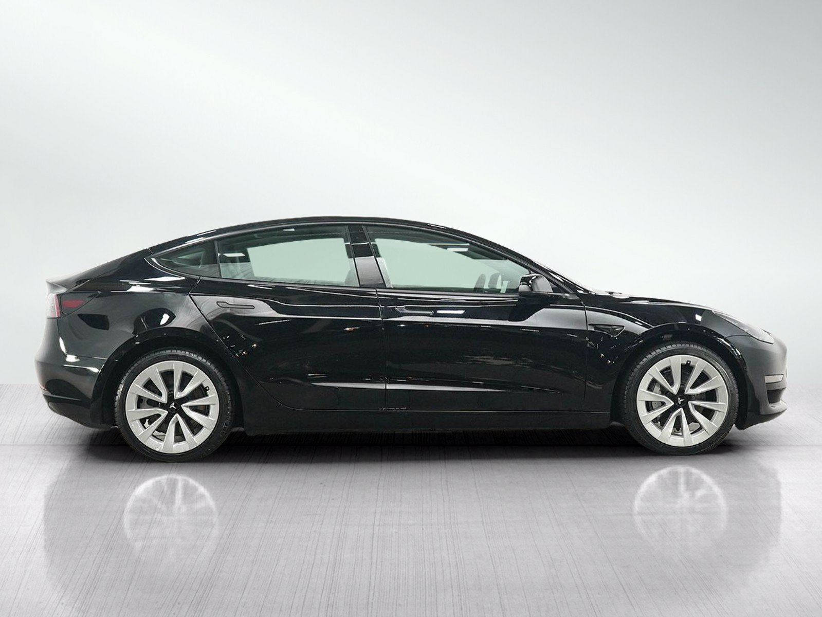 Used 2022 Tesla Model 3 RWD image 6