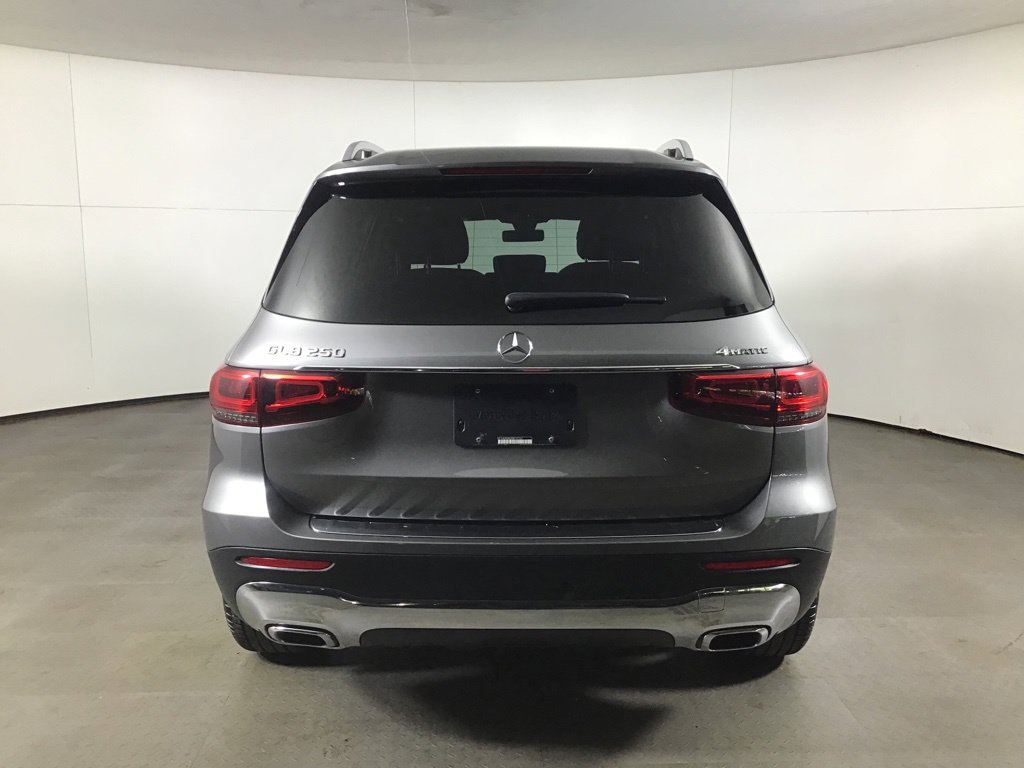 Used 2021 Mercedes-Benz GLB 250 4MATIC image 4