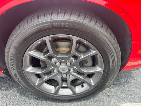 Used 2018 Dodge Challenger GT w/ Driver Convenience Group AWD/4WD image 11