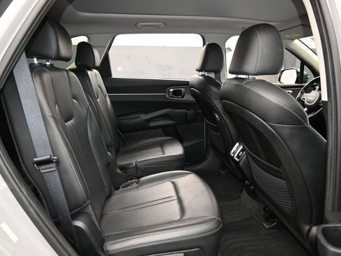 Used 2023 Kia Sorento X-Line EX image 44
