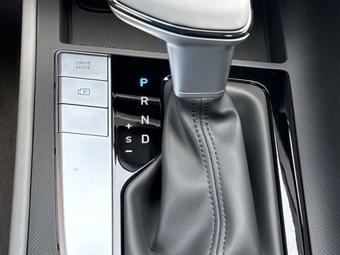 New 2026 Hyundai Elantra Sport FWD image 25