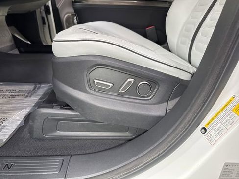 Used 2024 Rivian R1S Adventure AWD/4WD image 6