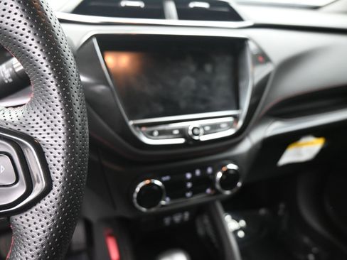 Certified 2023 Chevrolet TrailBlazer RS w/ Convenience Package image 15