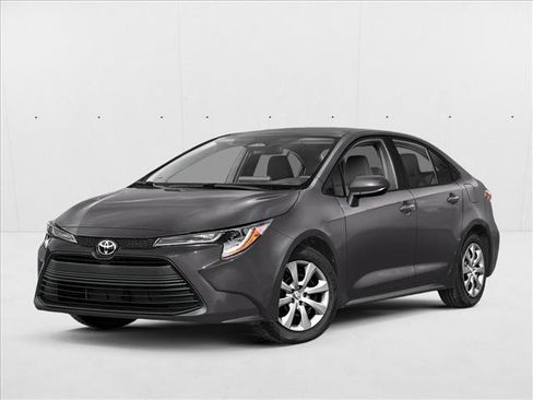 Used 2024 Toyota Corolla LE image 1