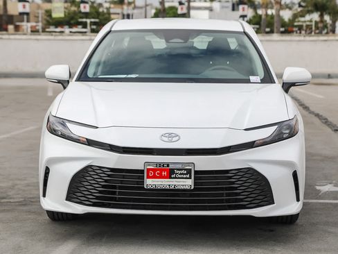 Used 2026 Toyota Camry LE w/ Convenience Package FWD image 3