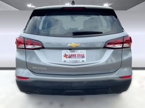 Certified 2023 Chevrolet Equinox LS w/ Driver Confidence II Package image 10