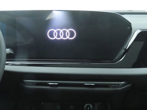 Used 2025 Audi A5 2.0T Premium w/ Premium Plus AWD/4WD image 16