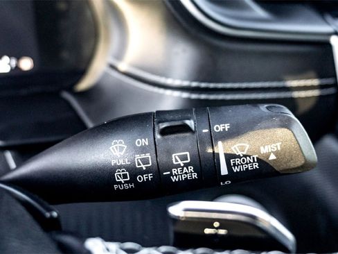 Used 2024 Jeep Grand Cherokee Altitude image 21