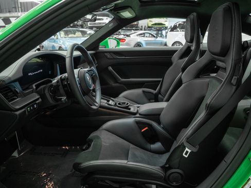 Used 2026 Porsche 911 GTS image 30