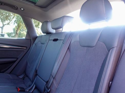 Used 2022 Audi SQ5 Premium Plus image 28