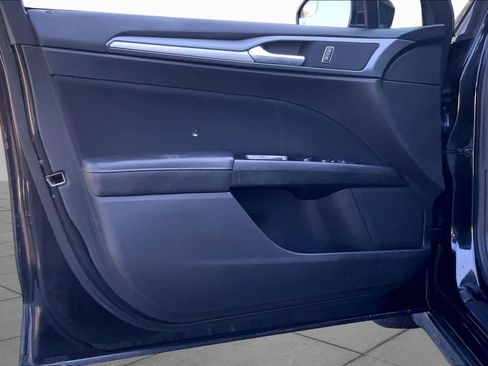 Used 2013 Ford Fusion SE FWD image 20