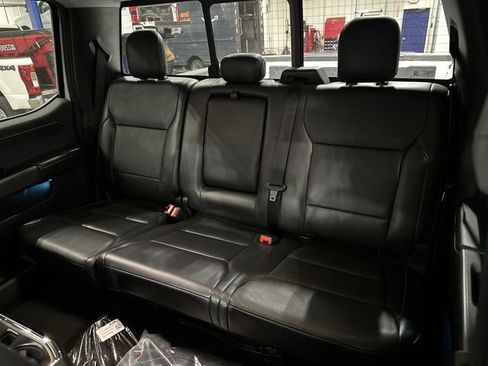 Used 2021 Ford F150 Lariat w/ Equipment Group 502A High image 28