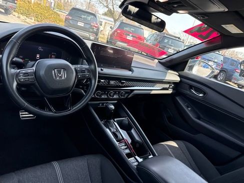 Used 2024 Honda Accord Sport image 19