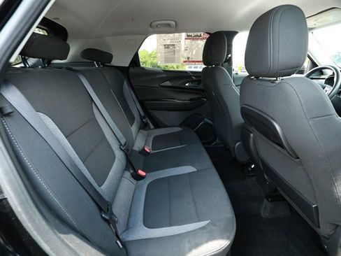 Used 2022 Chevrolet TrailBlazer LT AWD/4WD image 28