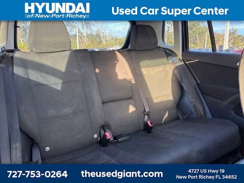 Used 2013 Volkswagen Tiguan S image 9