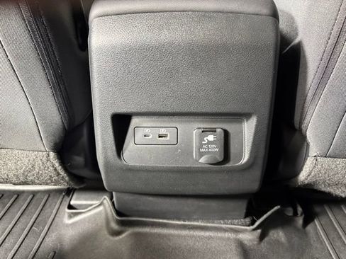 Used 2023 Nissan Frontier SV w/ SV Convenience Package AWD/4WD image 13