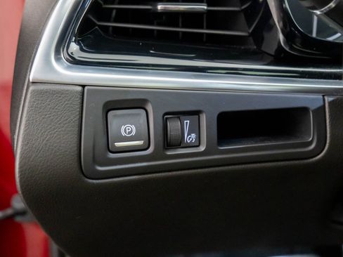 Certified 2023 Cadillac XT6 Sport w/ LPO, Onyx Lite Package image 22