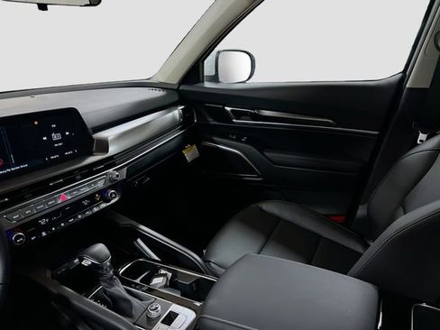 New 2025 Kia Telluride LX image 23