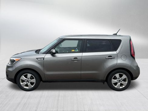 Used 2018 Kia Soul FWD image 4