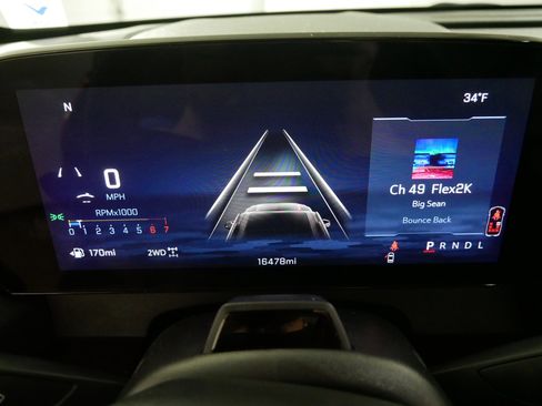 Used 2024 Chevrolet Traverse RS w/ LPO, Floor Liner Package AWD/4WD image 21
