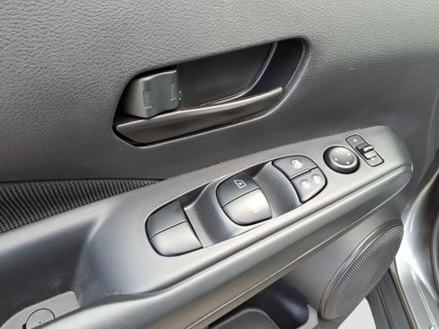 Used 2023 Nissan Kicks S FWD image 16