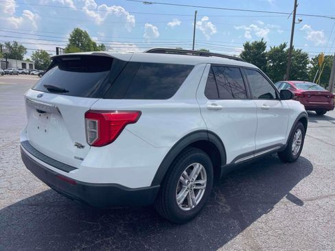 Used 2020 Ford Explorer XLT w/ Comfort Package AWD/4WD image 4