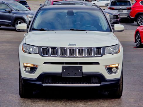 Used 2018 Jeep Compass Limited w/ Navigation Group image 4