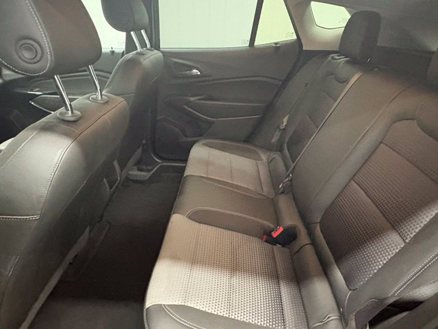 Used 2025 Chevrolet Trax LT w/ Driver Confidence Package FWD image 9