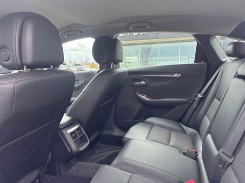 Used 2014 Chevrolet Impala LT FWD image 9