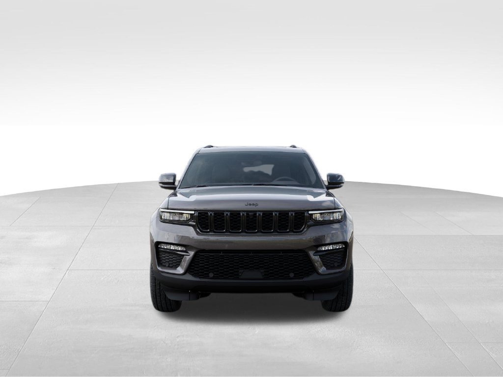 Used 2025 Jeep Grand Cherokee Limited w/ Luxury Tech Group II RWD image 7