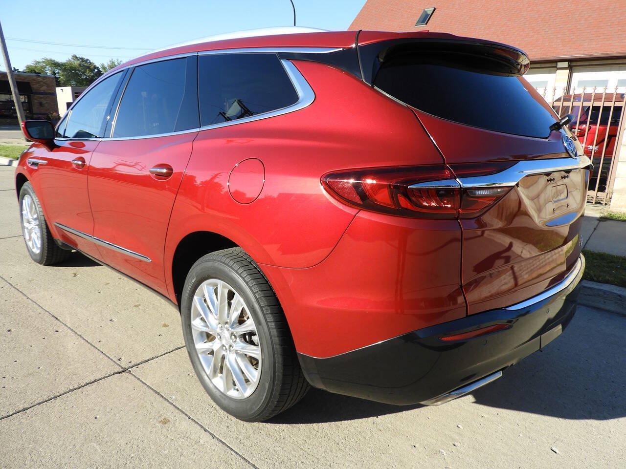 Used 2019 Buick Enclave Essence w/ Trailering Package, 5000 lbs. FWD image 6