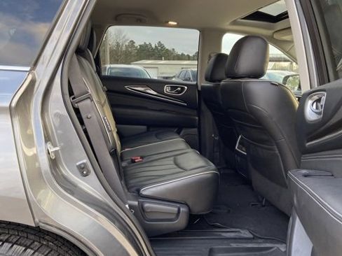 Used 2018 INFINITI QX60 Luxe image 16
