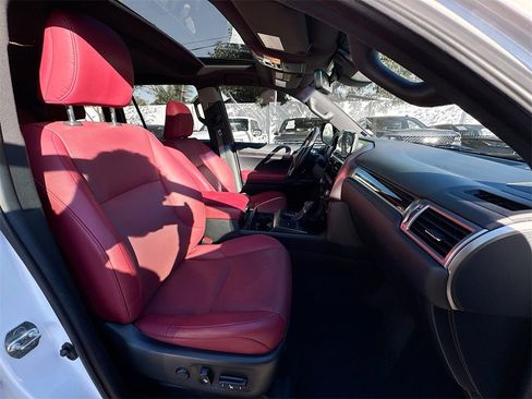 Used 2023 Lexus GX 460 Premium image 31