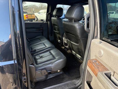 Used 2013 Ford F250 Platinum image 18