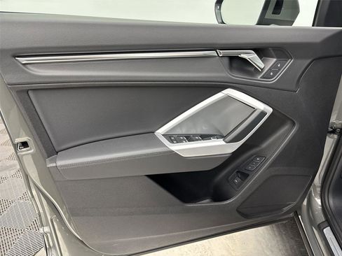 Used 2023 Audi Q3 2.0T Premium w/ Convenience Package image 26
