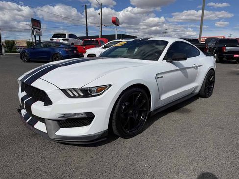 Used 2016 Ford Mustang Shelby GT350 w/ Track Package RWD image 3