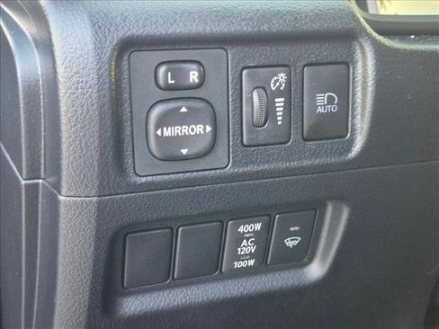 Used 2023 Toyota 4Runner SR5 Premium w/ Moonroof Package AWD/4WD image 13