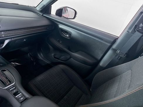 Used 2023 Honda HR-V Sport image 19
