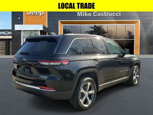Used 2023 Jeep Grand Cherokee Limited AWD/4WD image 4