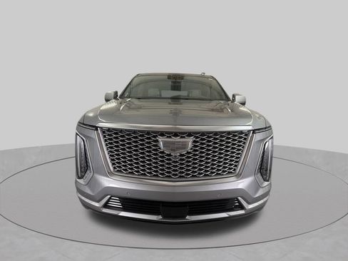 Certified 2025 Cadillac Escalade Premium Luxury Platinum w/ LPO, Radiant Package RWD image 4